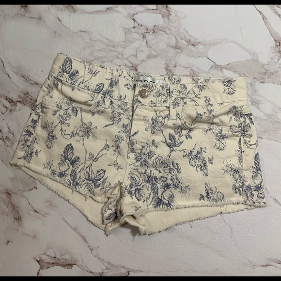 Wildfox Lara Toile Blue Floral Printed Shorts 25 - Picture 2 of 7